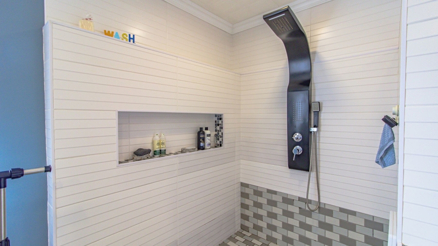 4 Bedroom Property for Sale in Yzerfontein Rural Western Cape